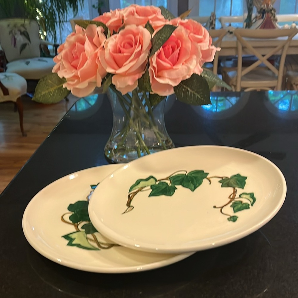 (2) Dinner Plate California Ivy by METLOX - POPPYTRAIL - VERNON